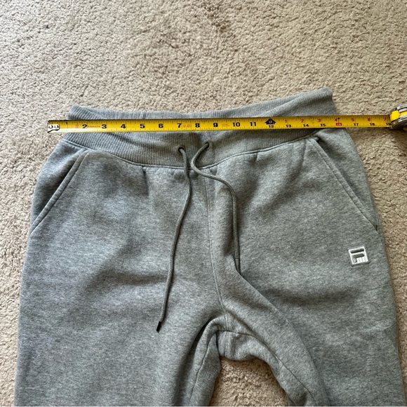 FILA Jogger Sweatpants Size Large With Pockets and Drawstring - Picture 6 of 7
